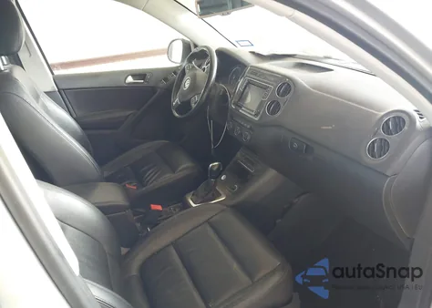 2017 Volkswagen Tiguan 2.0T Sport из США, поврежденный, VIN WVGTV7AX5HK016595